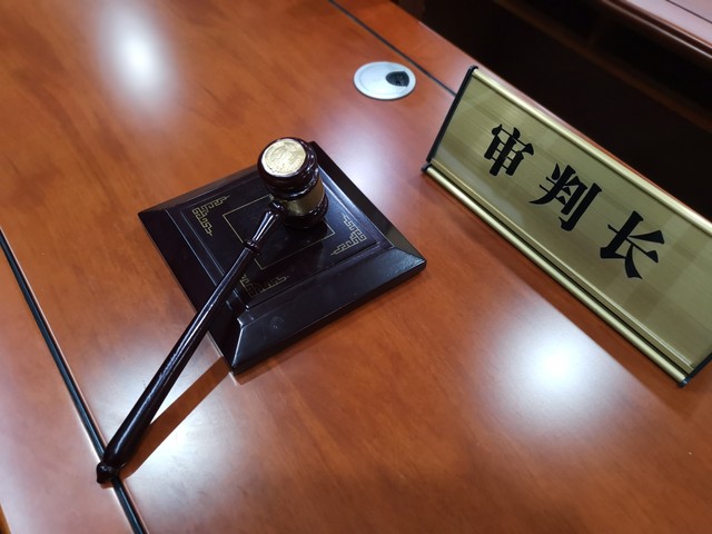 遺贈撫養協議和遺囑繼承和法定繼承何者優先（遺贈撫養協議的效力優先于遺囑繼承和法定繼承）
